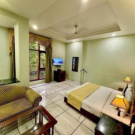 Hotel Florence Inn, Karol Bagh, New Delhi, 2 Min From Metro Dış mekan fotoğraf