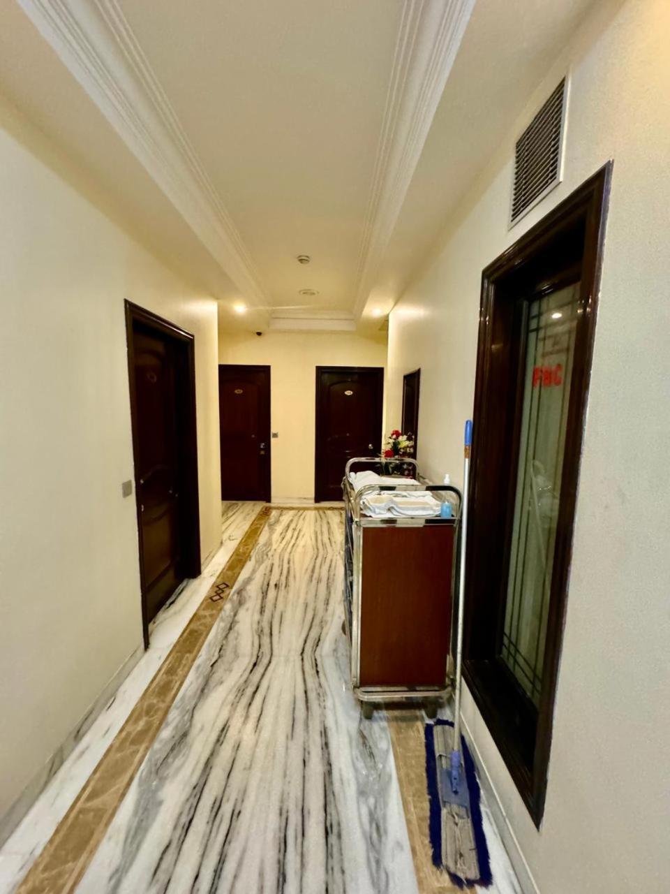 Hotel Florence Inn, Karol Bagh, New Delhi, 2 Min From Metro Dış mekan fotoğraf