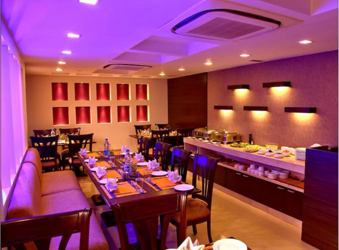 Hotel Florence Inn, Karol Bagh, New Delhi, 2 Min From Metro Dış mekan fotoğraf