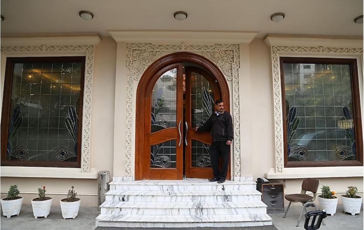 Hotel Florence Inn, Karol Bagh, New Delhi, 2 Min From Metro Dış mekan fotoğraf