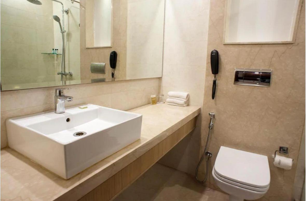 Hotel Florence Inn, Karol Bagh, New Delhi, 2 Min From Metro Dış mekan fotoğraf